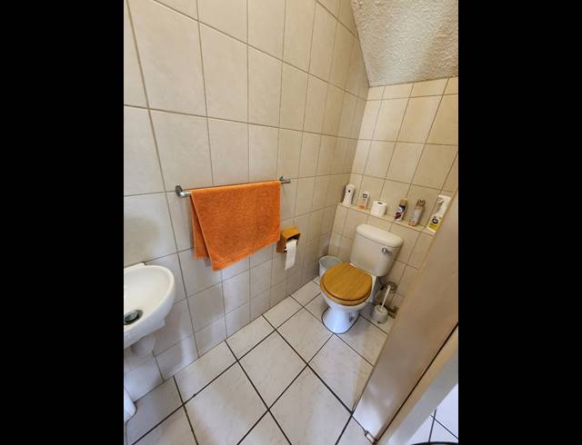 3 BEDROOM TOWNHOUSE FOR SALE IN MANABA BEACH